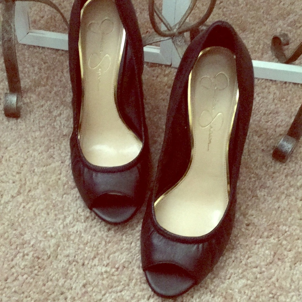 Wedge heels